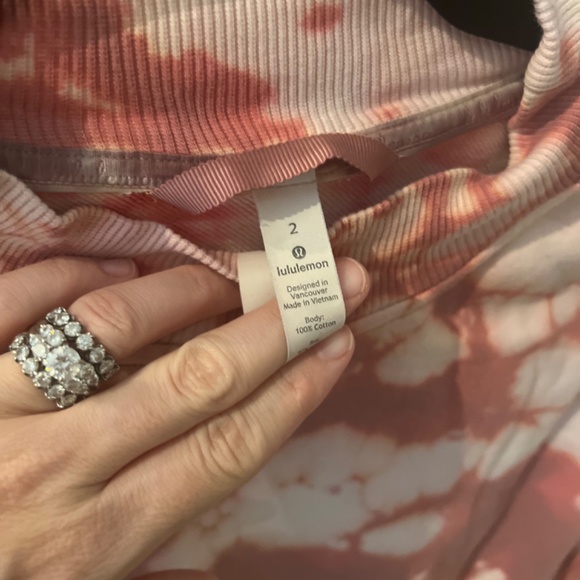 Lululemon cropped crew neck sweater - Picture 2 of 4